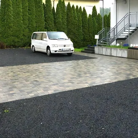 Indigo Lägenhet Bullay